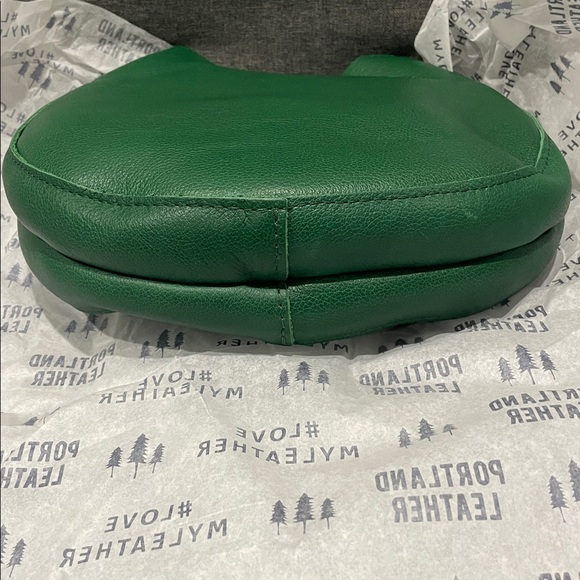 ⚡️LAST CALL⚡️Portland Leather Green Bacalar Olivia Shoulder Bag - Picture 7 of 13